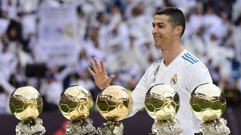  Ronaldo with ballon d'Or